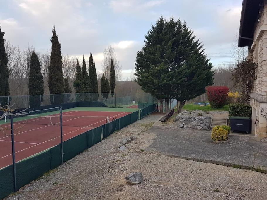 Daumazan-sur-Arize Mon Chalet En Ariege Avec Piscine מראה חיצוני תמונה