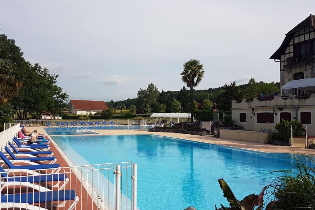 Daumazan-sur-Arize Mon Chalet En Ariege Avec Piscine מראה חיצוני תמונה