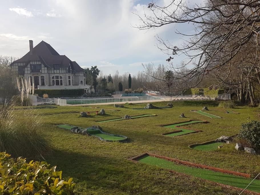 Daumazan-sur-Arize Mon Chalet En Ariege Avec Piscine מראה חיצוני תמונה